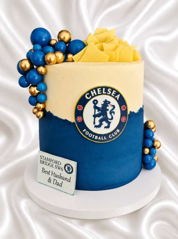 Football club cake